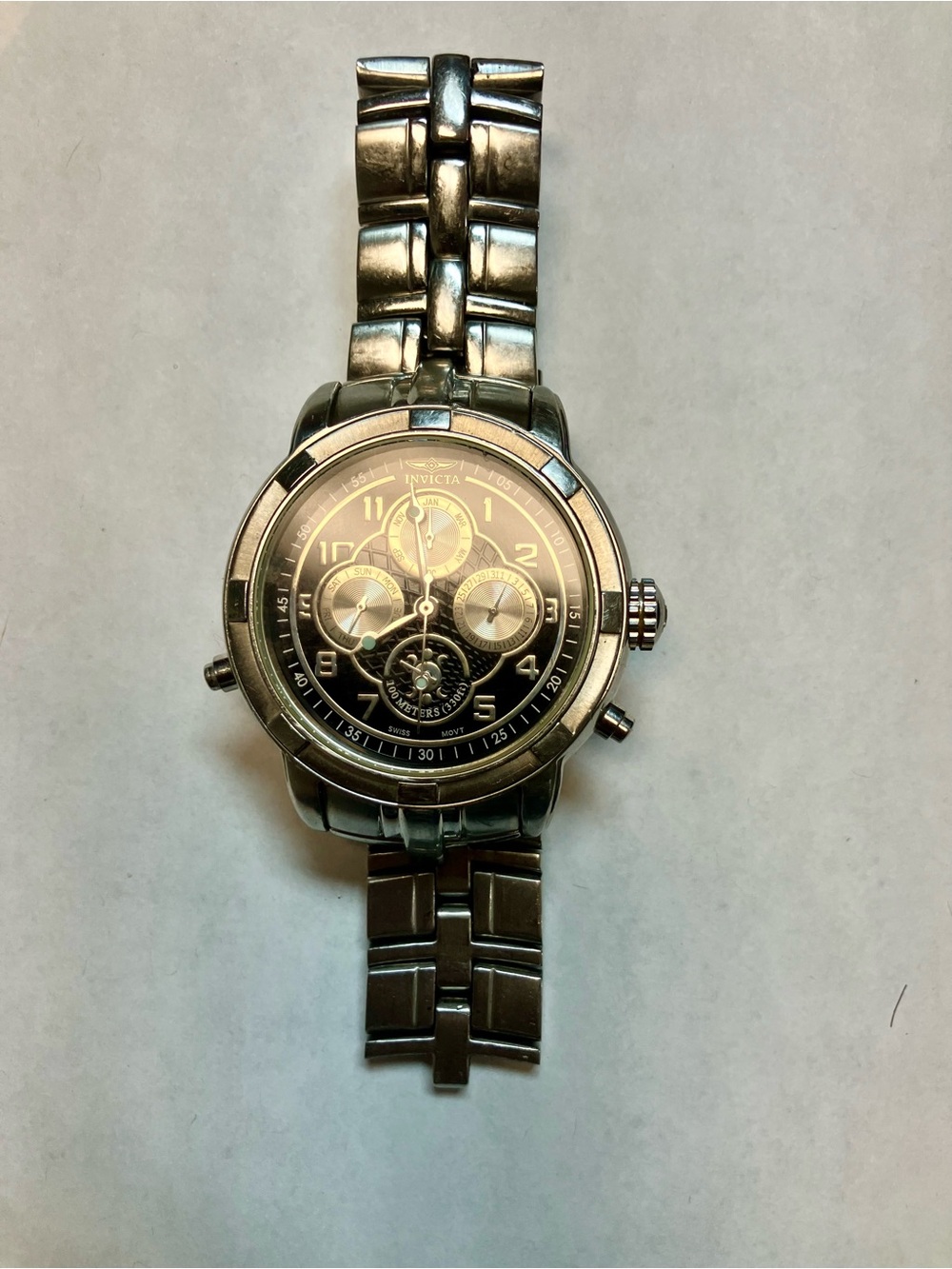 Men’s Invicta 3306 band is broken and link missing